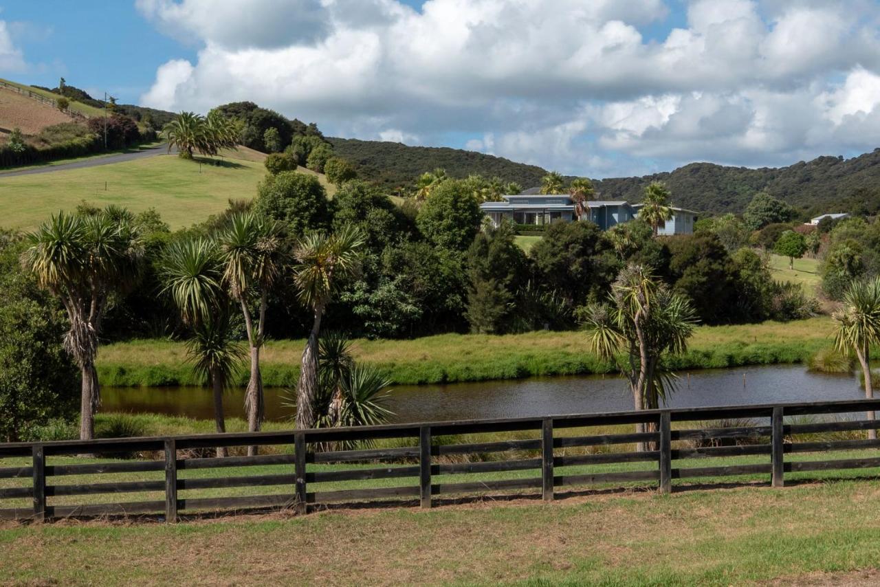 Pukeko Nest Bed & Breakfast Russell Exterior photo